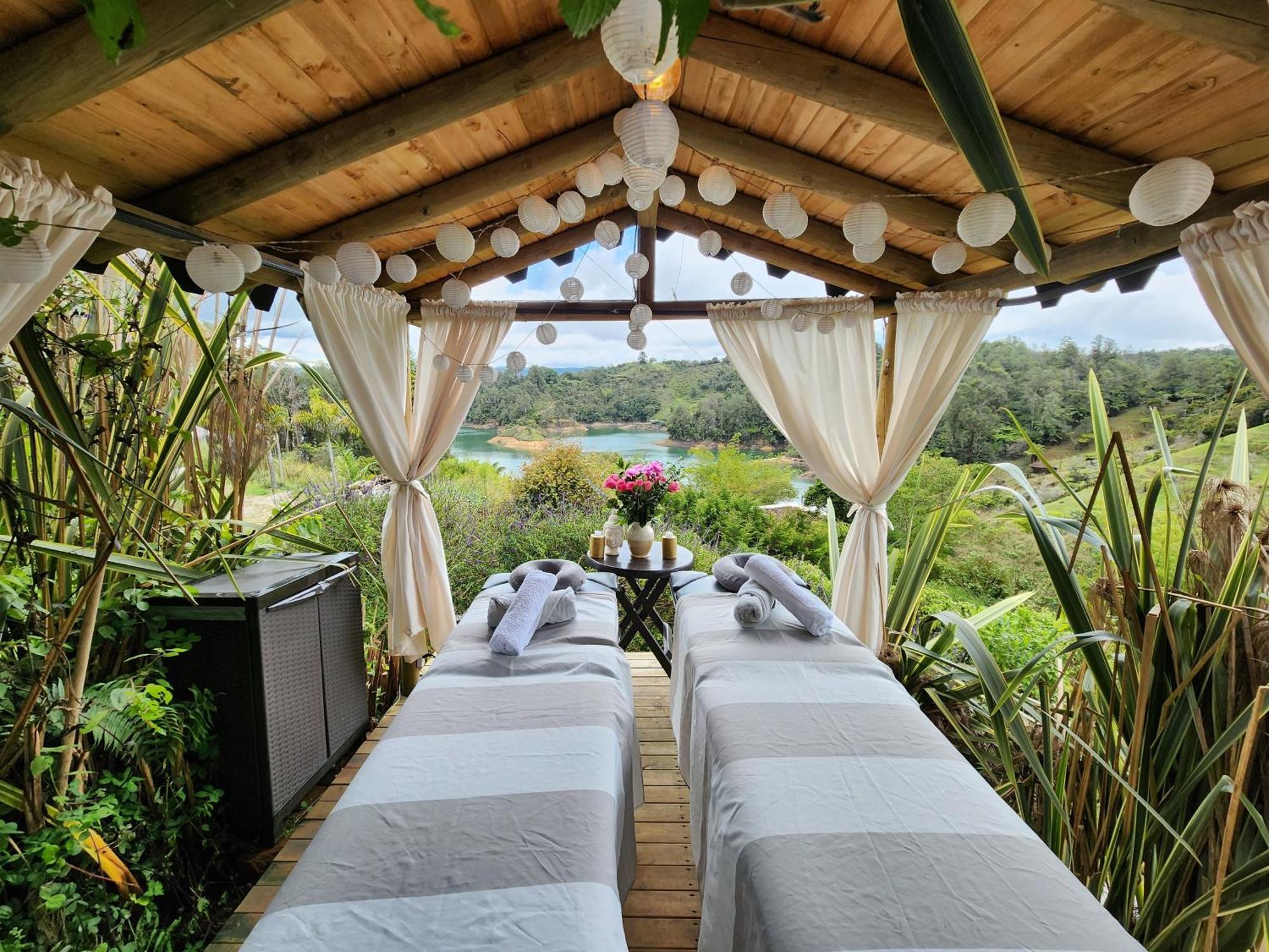 Levit Glamping - Hotel Guatapé ADULTS ONLY Bagian luar foto