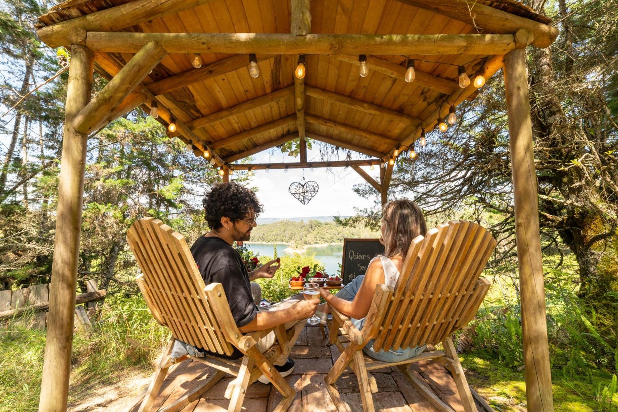 Levit Glamping - Hotel Guatapé ADULTS ONLY Bagian luar foto