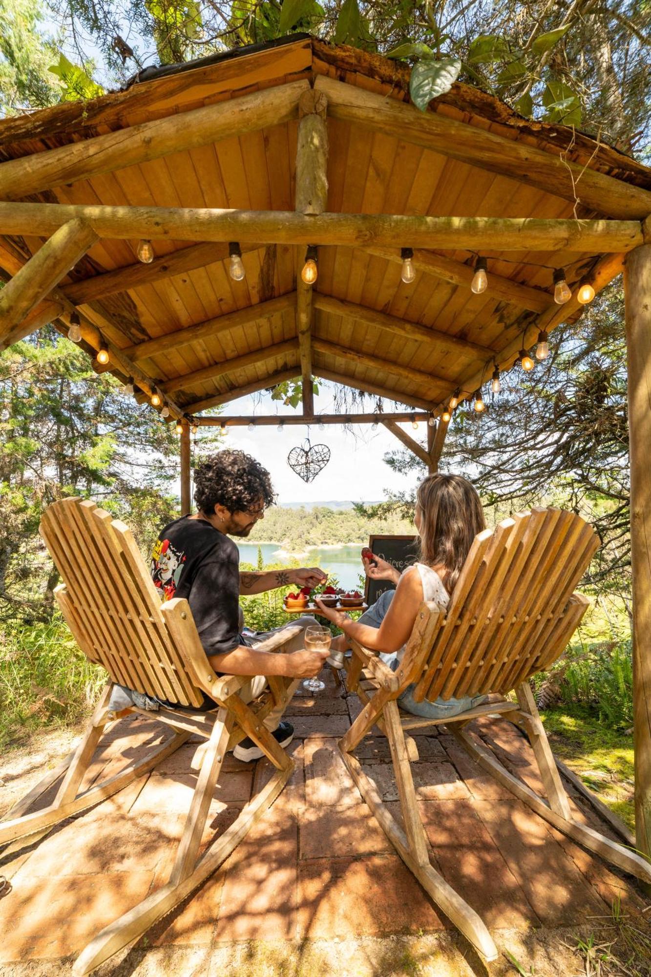 Levit Glamping - Hotel Guatapé ADULTS ONLY Bagian luar foto