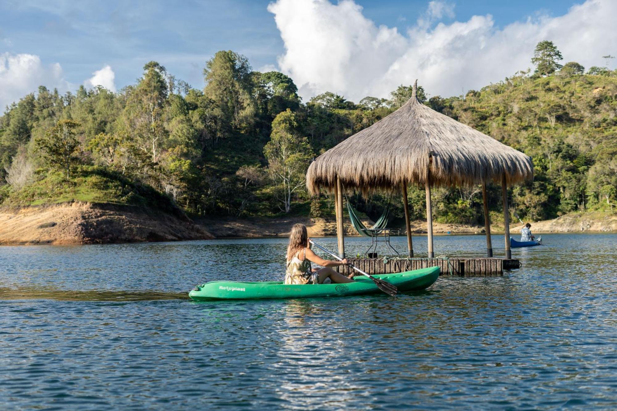 Levit Glamping - Hotel Guatapé ADULTS ONLY Bagian luar foto
